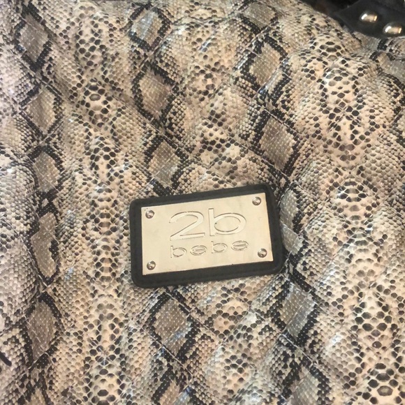 2b Bebe Handbag - Picture 4 of 8